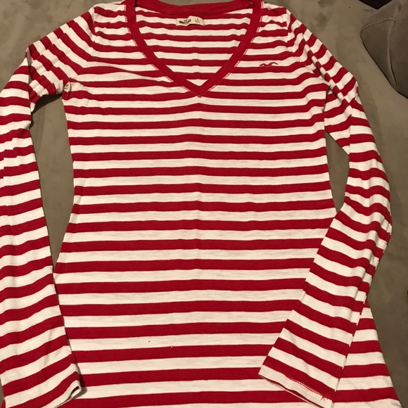 women's red and white striped t shirt